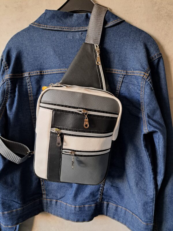 Bartelby Slingbag